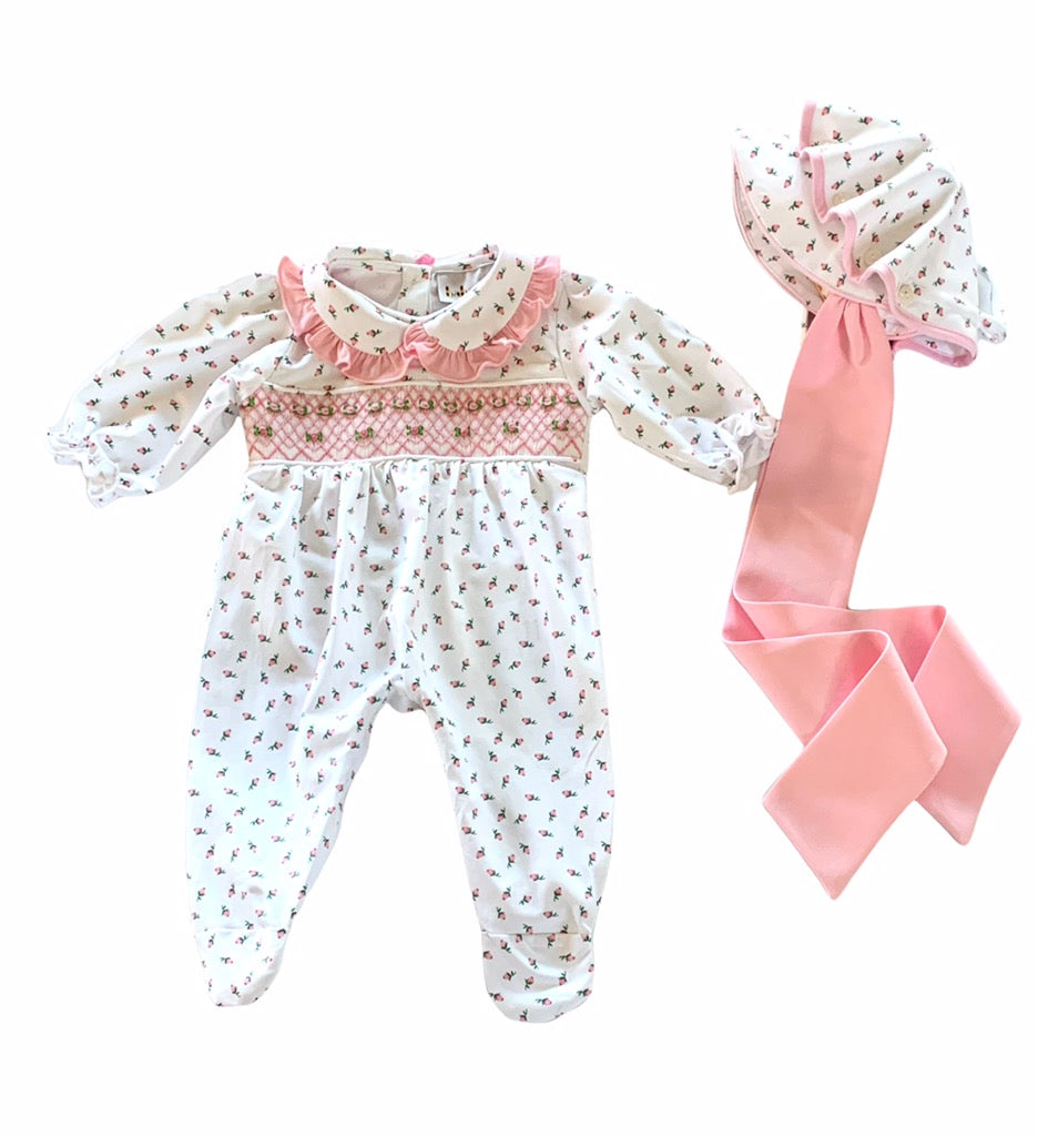 Classic Rosebuds Bonnet