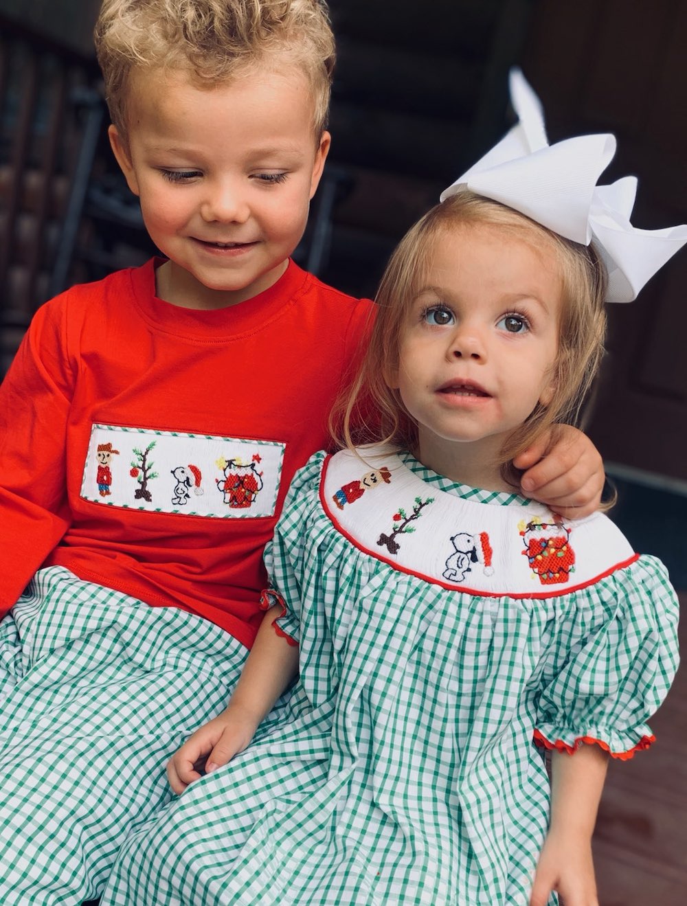 Good grief!  This is the cutest Christmas pants set!